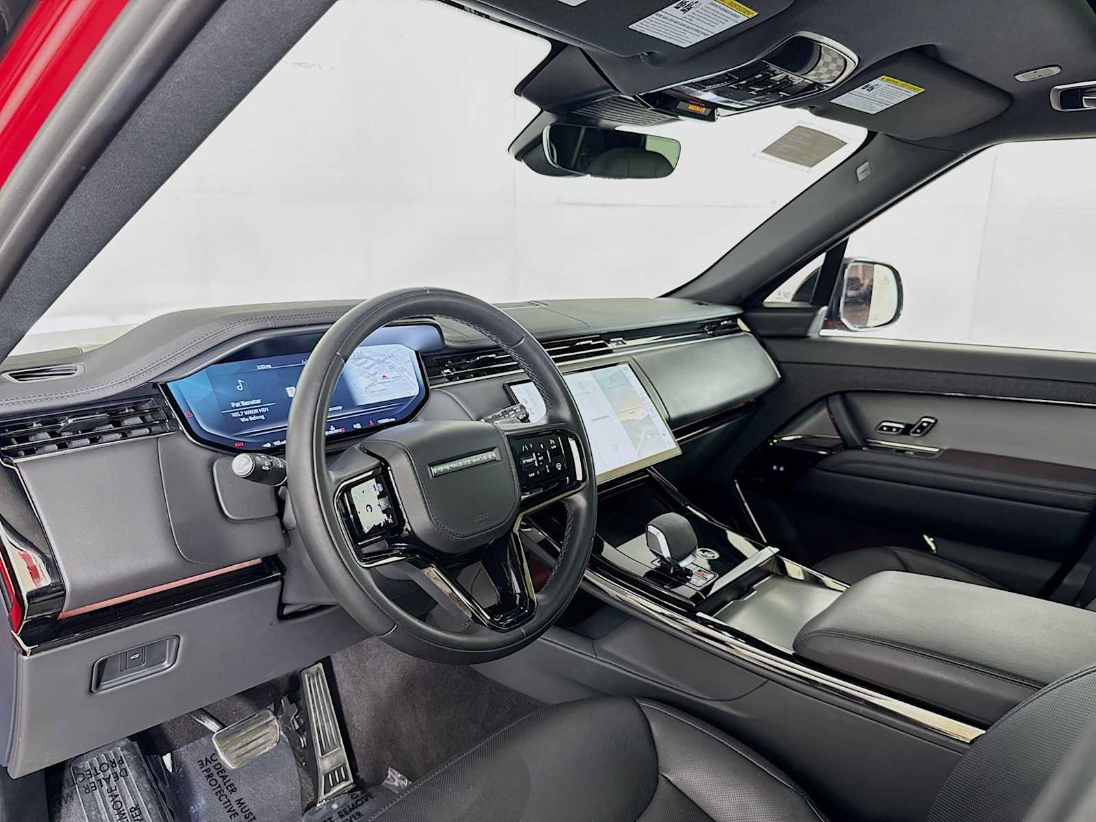 Certified 2024 Land Rover Range Rover Sport Dynamic SE AWD/4WD image 9