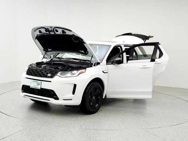 Certified 2025 Land Rover Discovery Sport S image 9