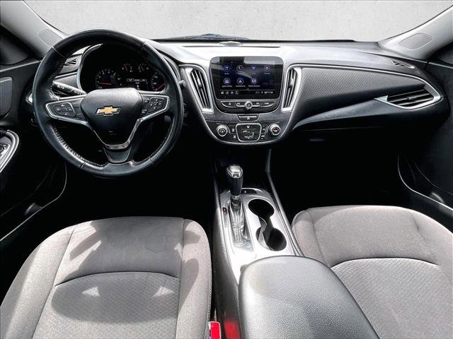 Used 2019 Chevrolet Malibu RS image 16