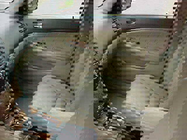 Used 2005 Honda Accord EX image 16