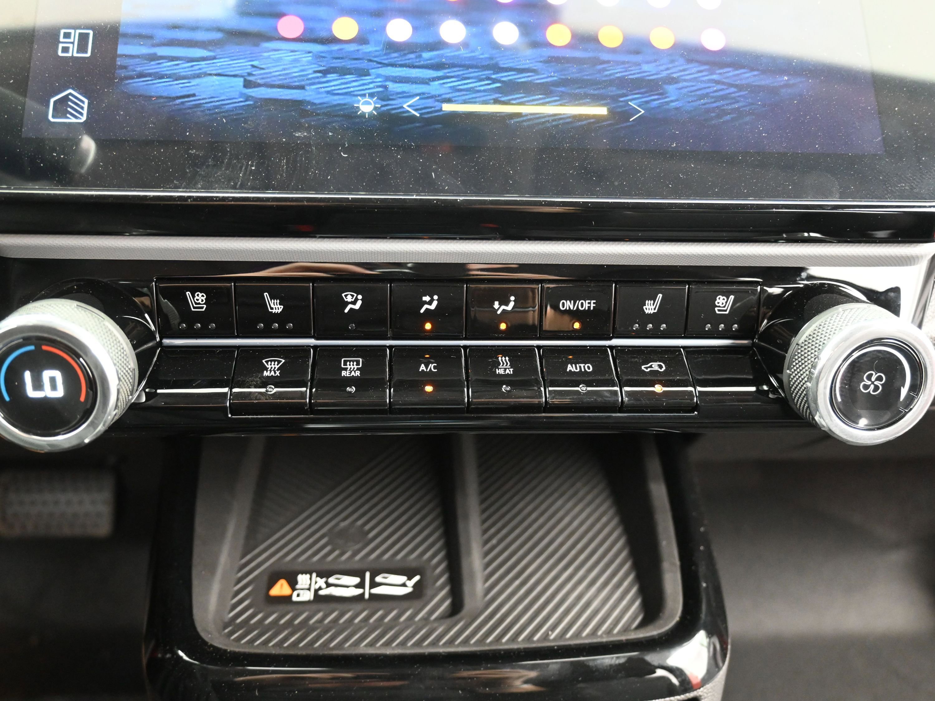 New 2027 Chevrolet Bolt RS w/ Technology Package image 27