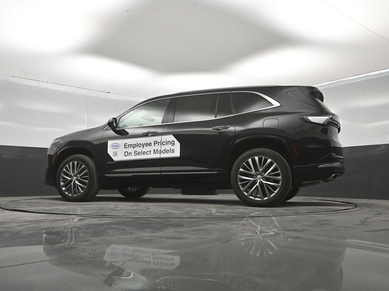 New 2026 Buick Enclave Avenir w/ Super Cruise Package AWD/4WD image 36
