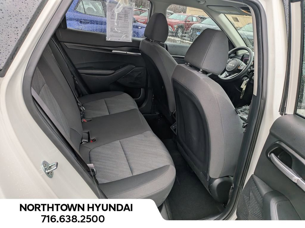 Used 2024 Kia Seltos LX image 31