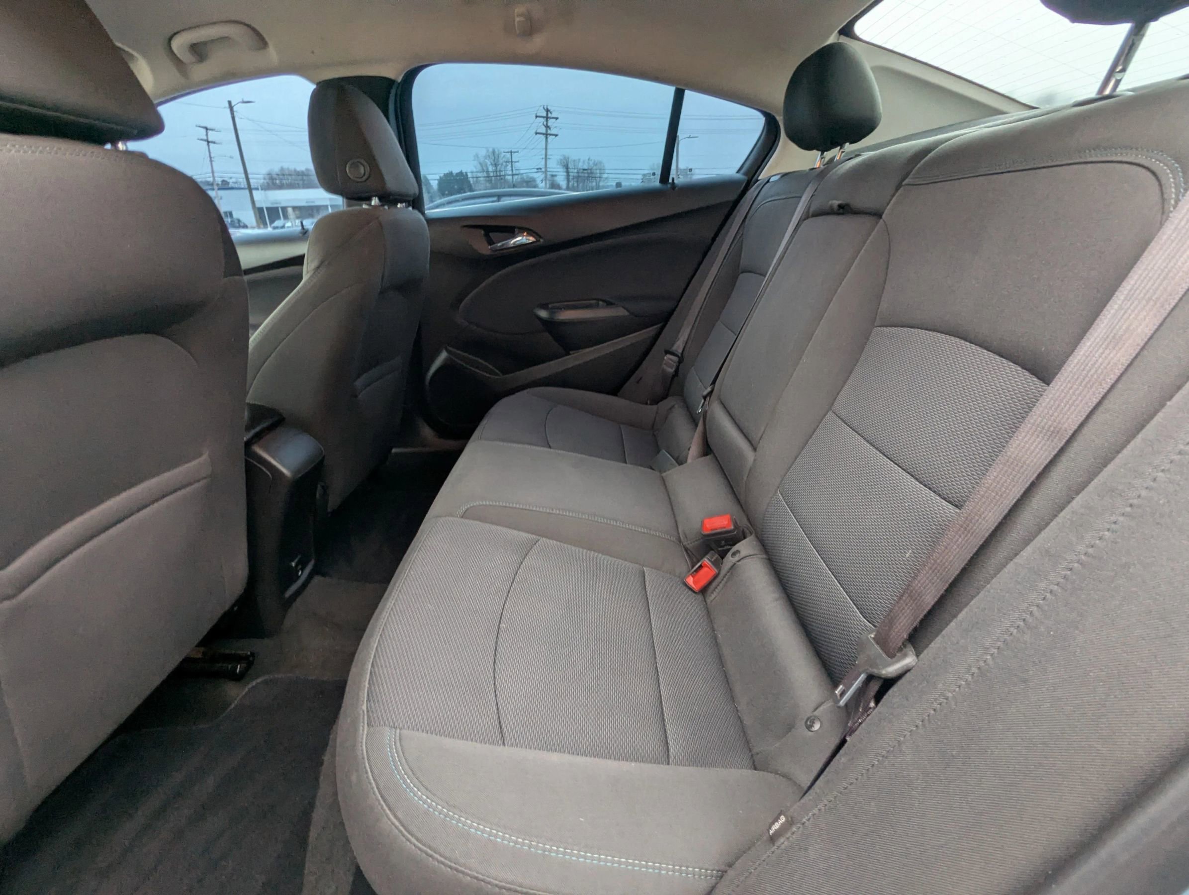 Used 2017 Chevrolet Cruze LT image 10