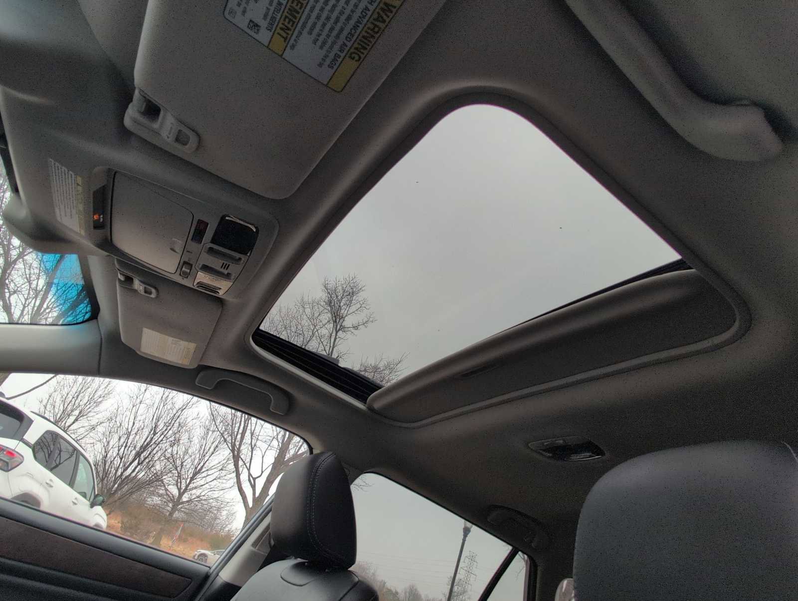 Used 2018 Subaru Outback 2.5i Limited image 18