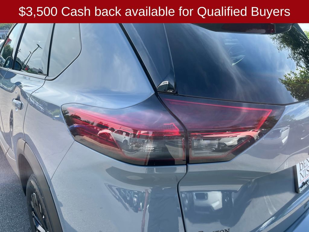 New 2026 Nissan Rogue Dark Armor FWD image 39