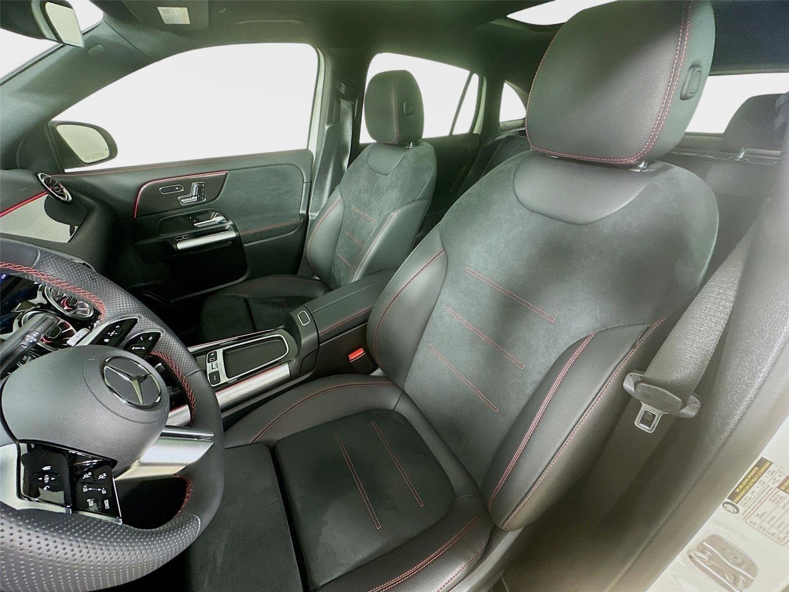 Certified 2025 Mercedes-Benz GLA 250 4MATIC image 25