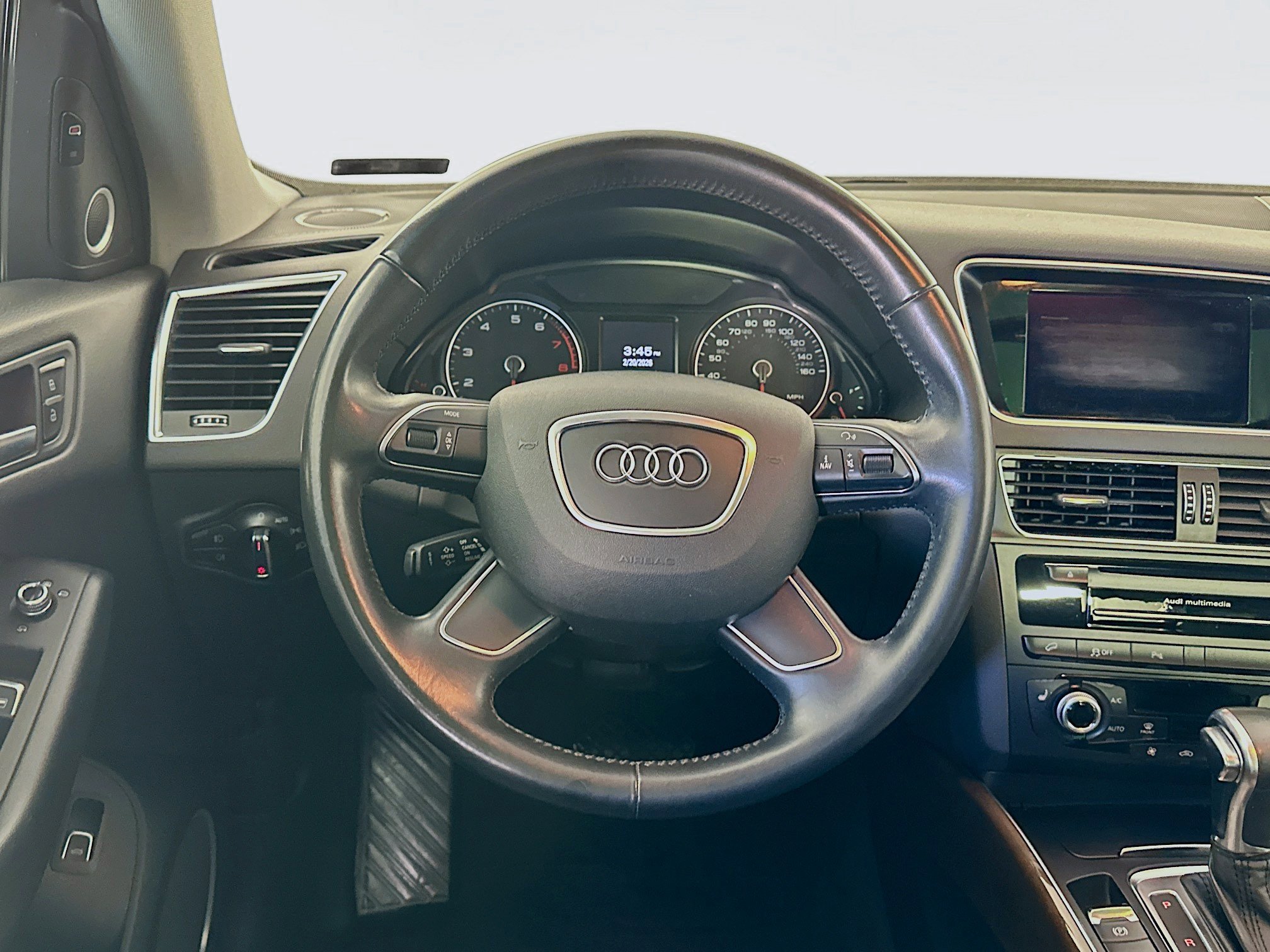 Used 2017 Audi Q5 2.0T Premium Plus w/ Technology Package image 17