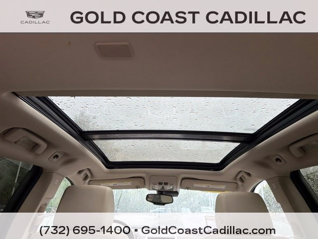 Used 2015 Cadillac SRX Luxury w/ Driver Awareness Package FWD image 9