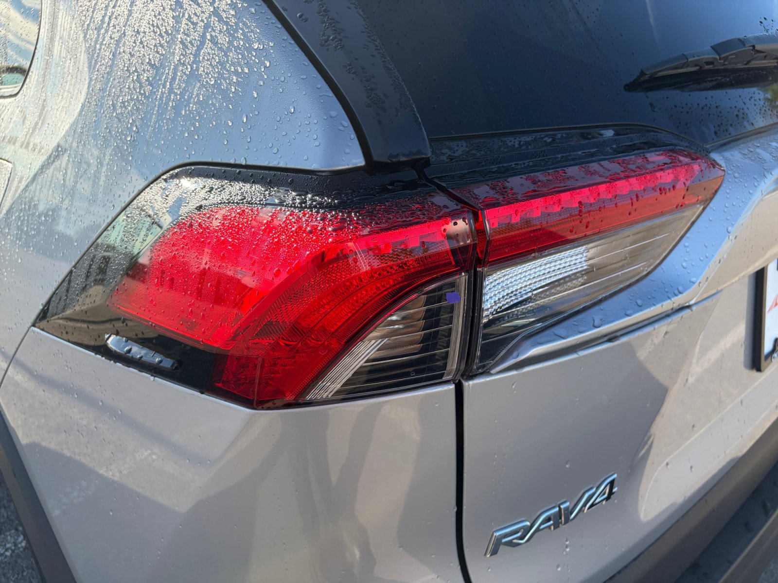 Used 2024 Toyota RAV4 LE AWD/4WD image 27