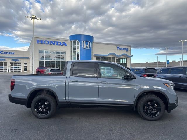 New 2026 Honda Ridgeline Black Edition image 2