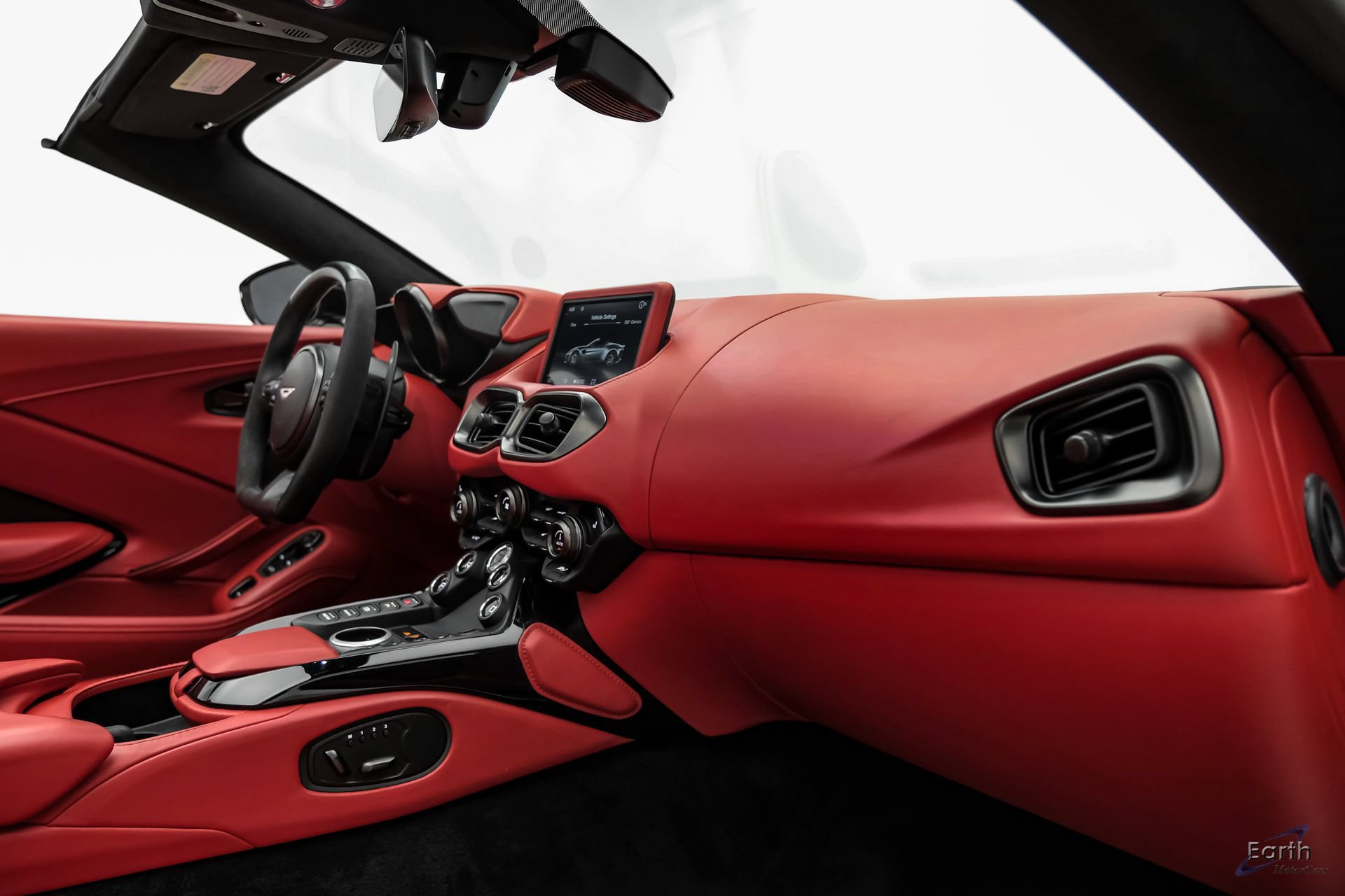 Used 2022 Aston Martin V8 Vantage Roadster RWD image 51