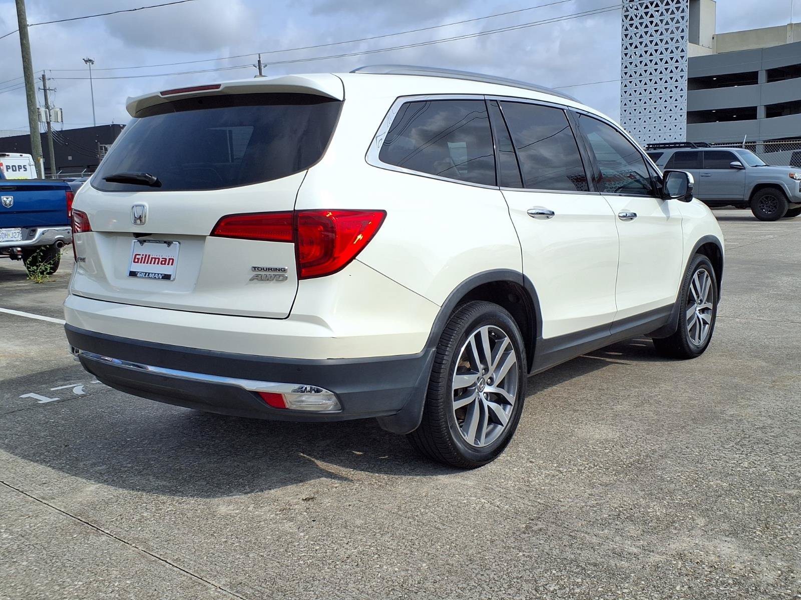Certified 2017 Honda Pilot Touring image 25