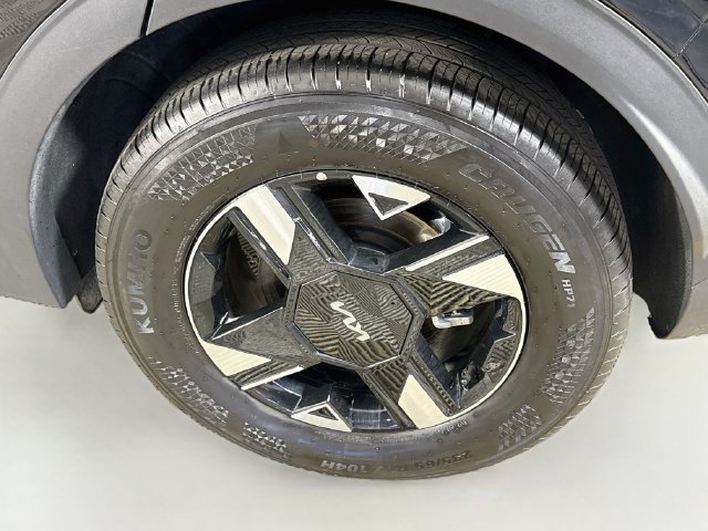 Used 2026 Kia Sportage LX AWD/4WD image 36