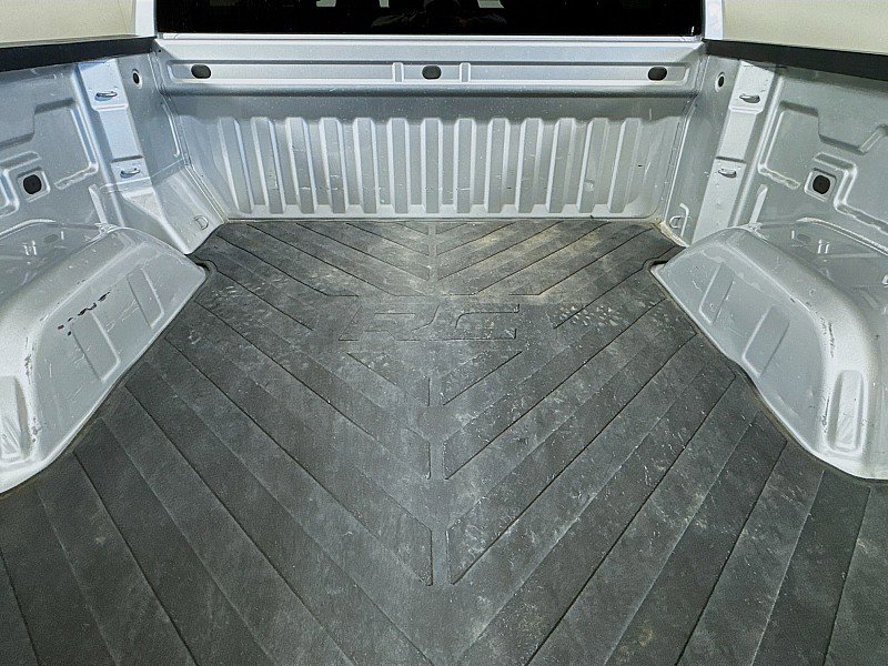 Used 2022 Chevrolet Silverado 1500 Custom image 23