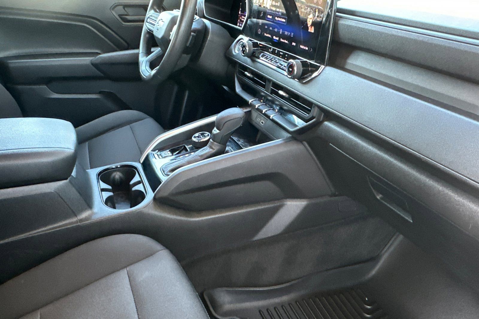 Used 2023 Chevrolet Colorado Trail Boss w/ Advanced Trailering Package AWD/4WD image 15