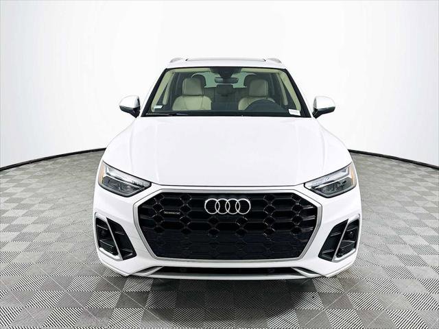 Certified 2025 Audi Q5 2.0T Premium Plus w/ Premium Plus Package image 2