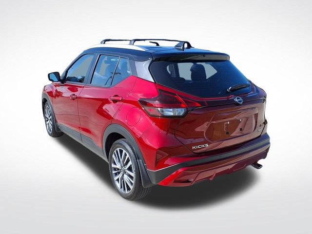 Used 2024 Nissan Kicks SV w/ Interior Electronics Package FWD image 6