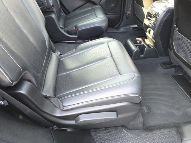 Used 2024 Jeep Grand Cherokee L Limited w/ Luxury Tech Group II image 52