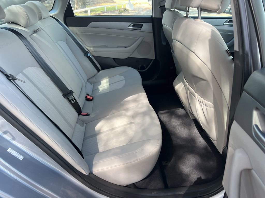 Used 2016 Hyundai Sonata SE image 14