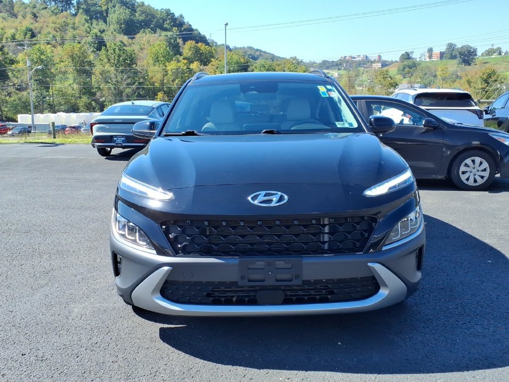Used 2023 Hyundai Kona Limited w/ Cargo Package AWD/4WD image 4