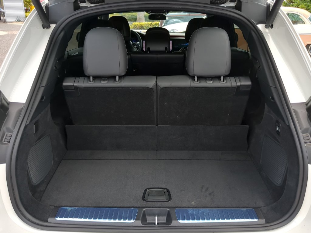 Used 2023 Mercedes-Benz EQS 580 4MATIC SUV image 10