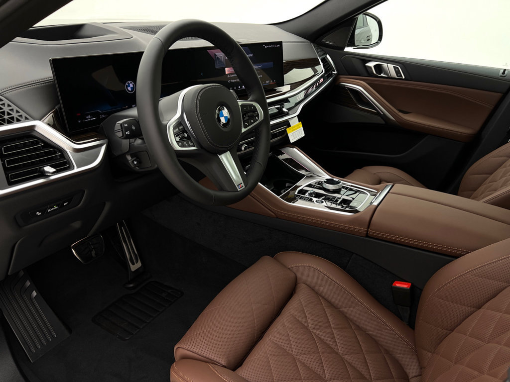 Used 2027 BMW X6 xDrive40i w/ Executive Package AWD/4WD image 9
