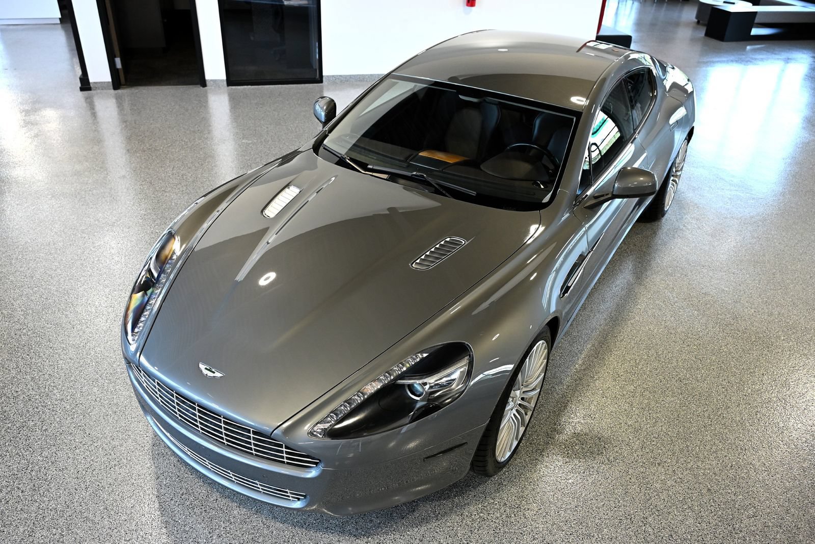 Used 2011 Aston Martin Rapide RWD image 23