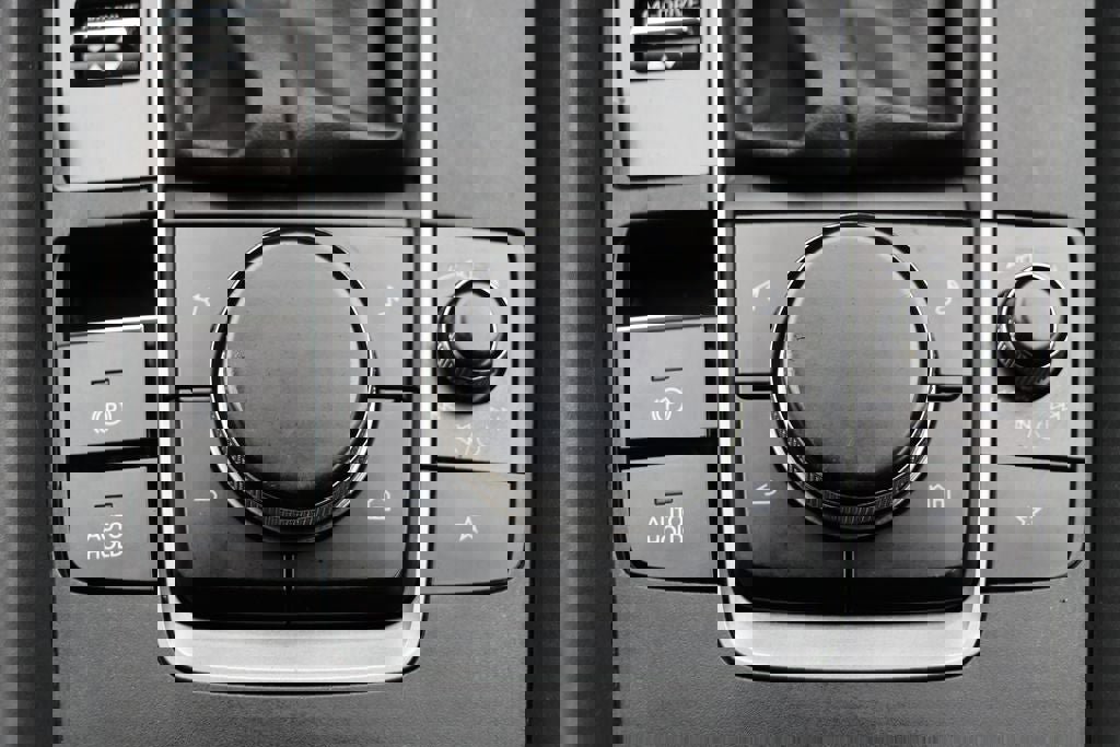 Used 2025 MAZDA CX-50 AWD 2.5 S w/ Select Package image 24