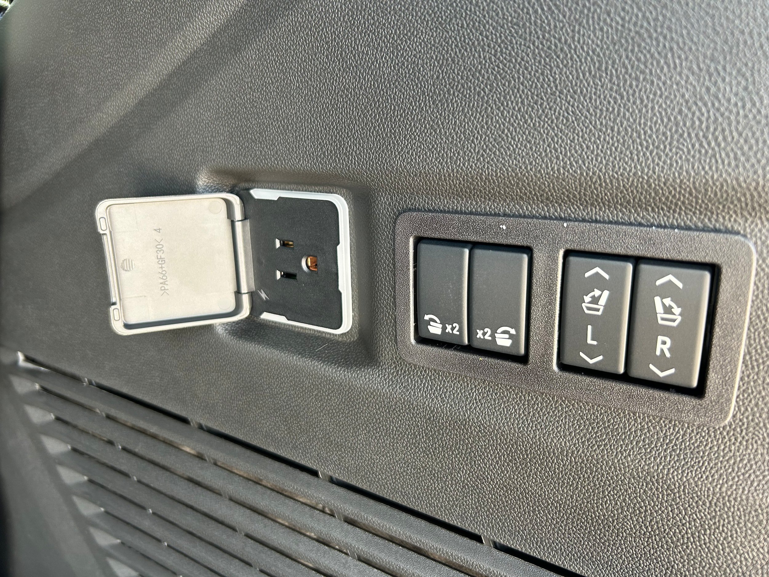 New 2026 Chevrolet Tahoe Premier RWD image 9