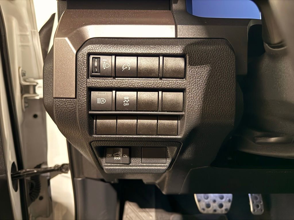 Used 2024 Toyota Tacoma TRD Sport image 15