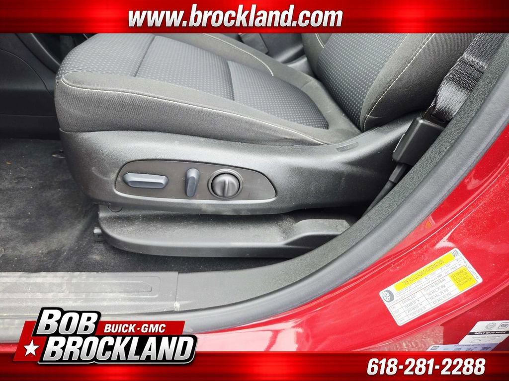 Used 2023 GMC Acadia SLE w/ Driver Convenience Package FWD image 38