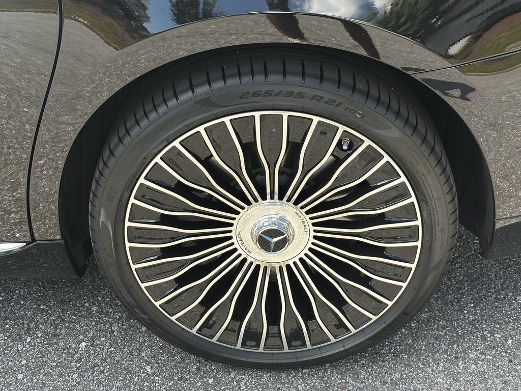 Certified 2024 Mercedes-Benz Maybach S 580 4MATIC image 24