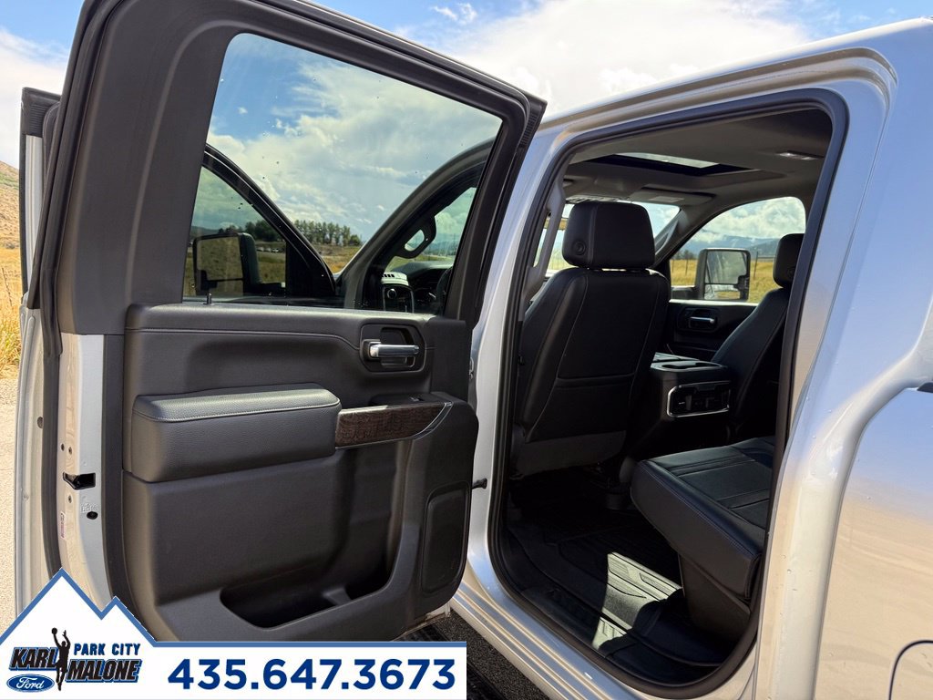 Used 2022 GMC Sierra 2500 Denali w/ Denali Ultimate Package AWD/4WD image 28
