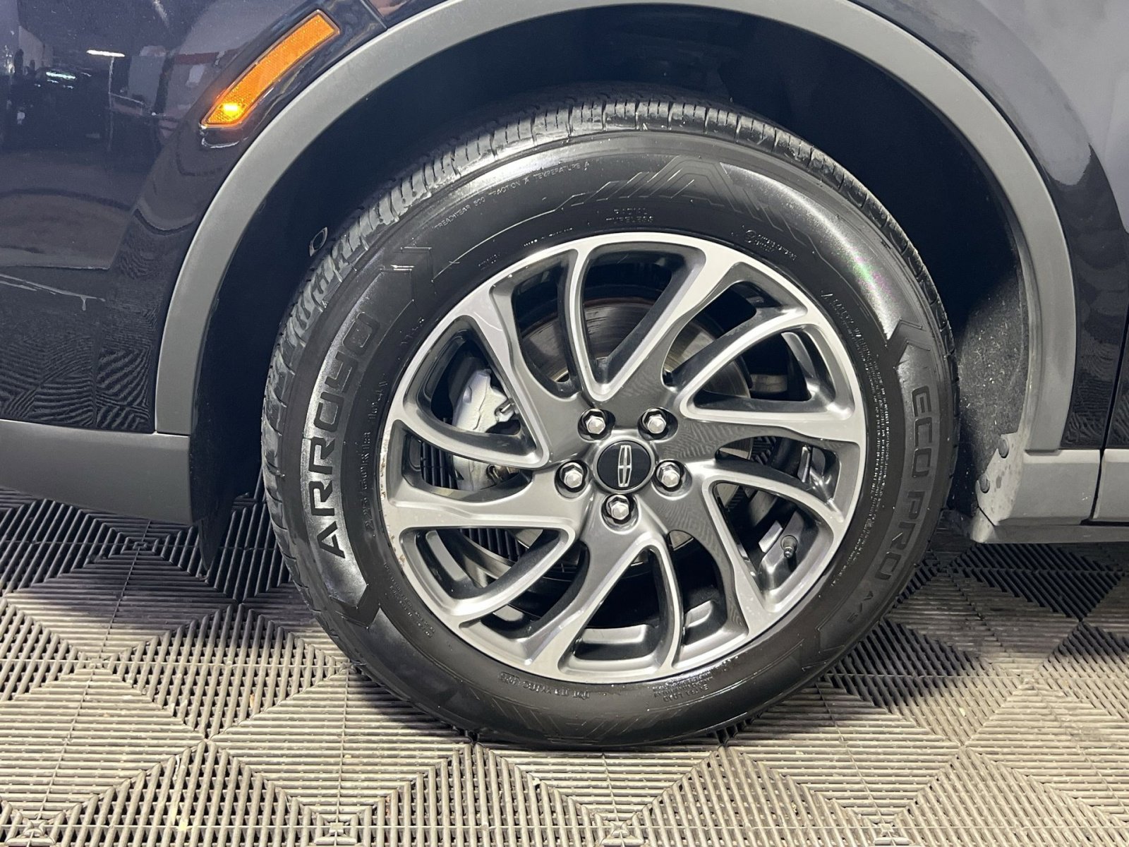 Used 2022 Lincoln Corsair AWD w/ Equipment Group 101A image 10