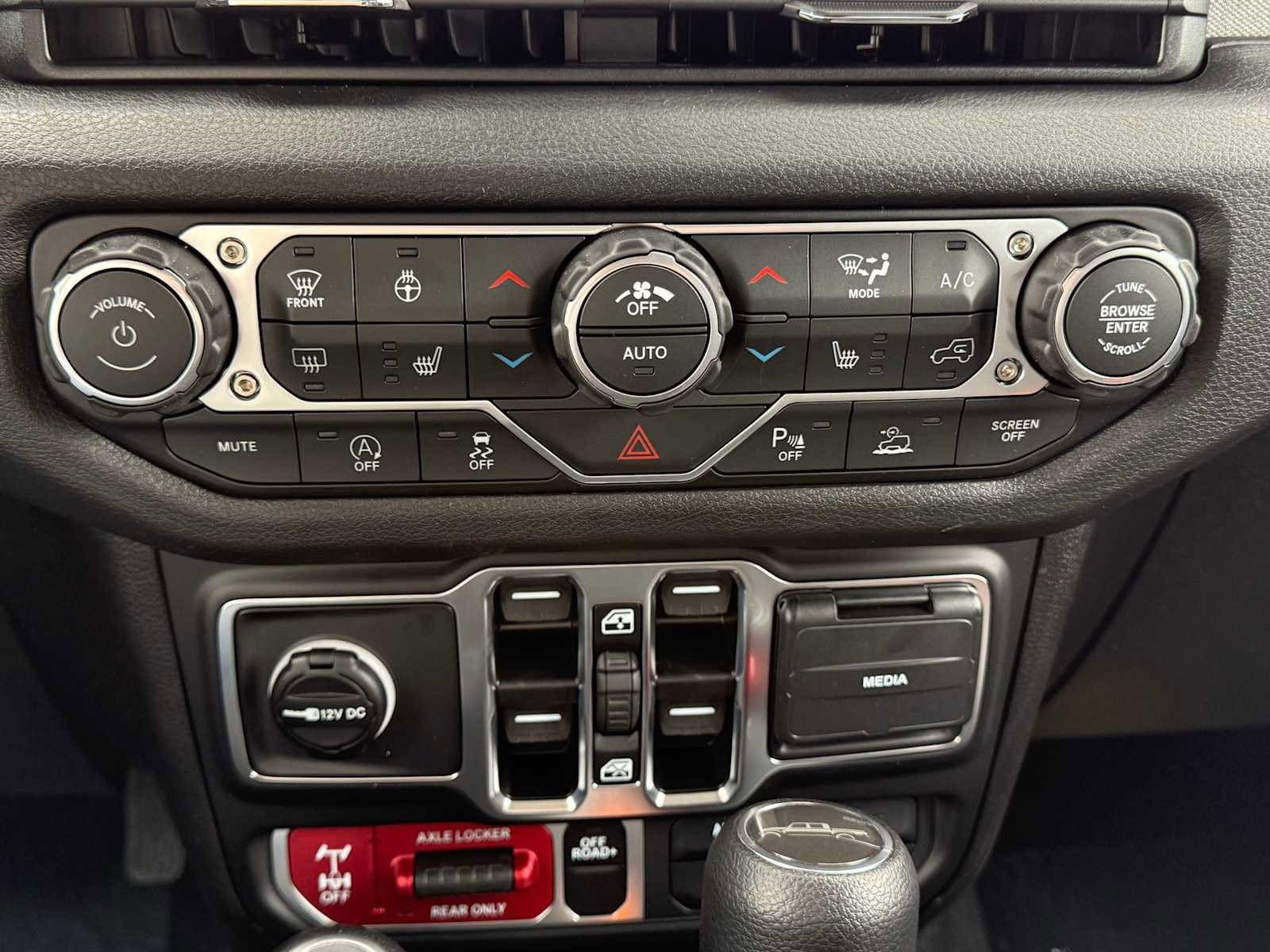 New 2026 Jeep Gladiator Sport AWD/4WD image 14