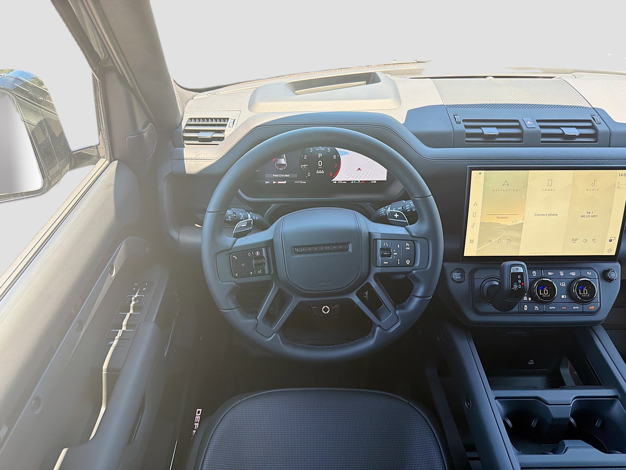 New 2026 Land Rover Defender 110 OCTA AWD/4WD image 17