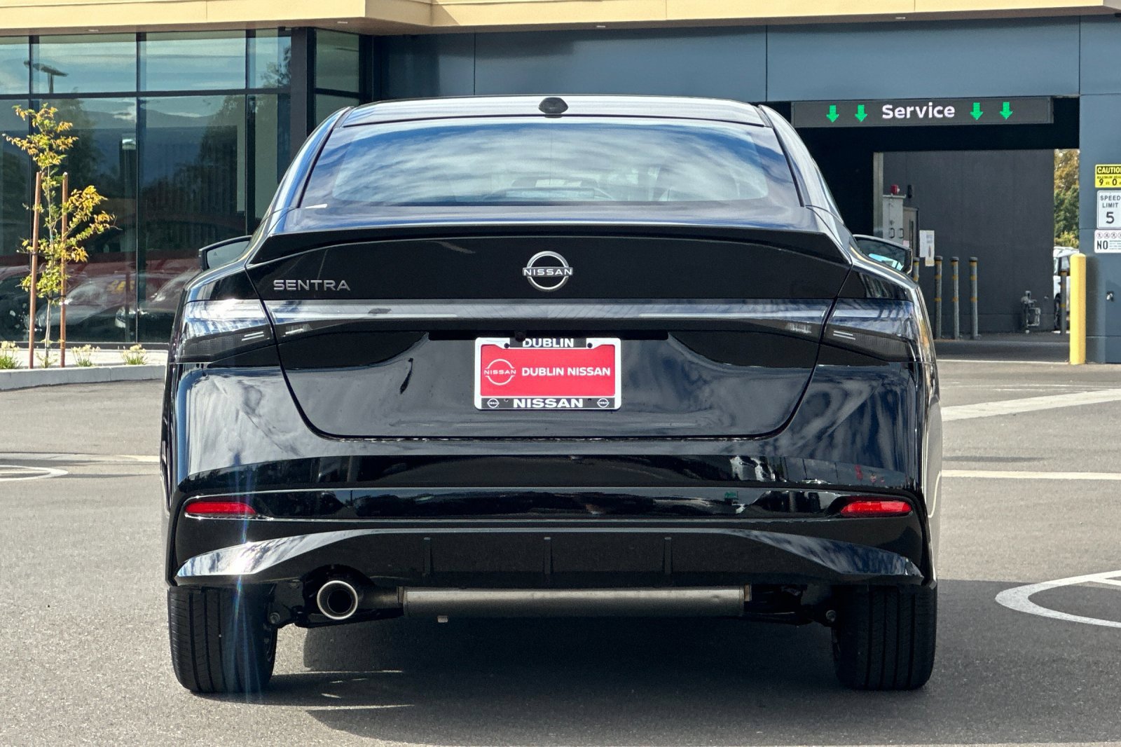 New 2027 Nissan Sentra SR w/ SR Premium Package FWD image 5