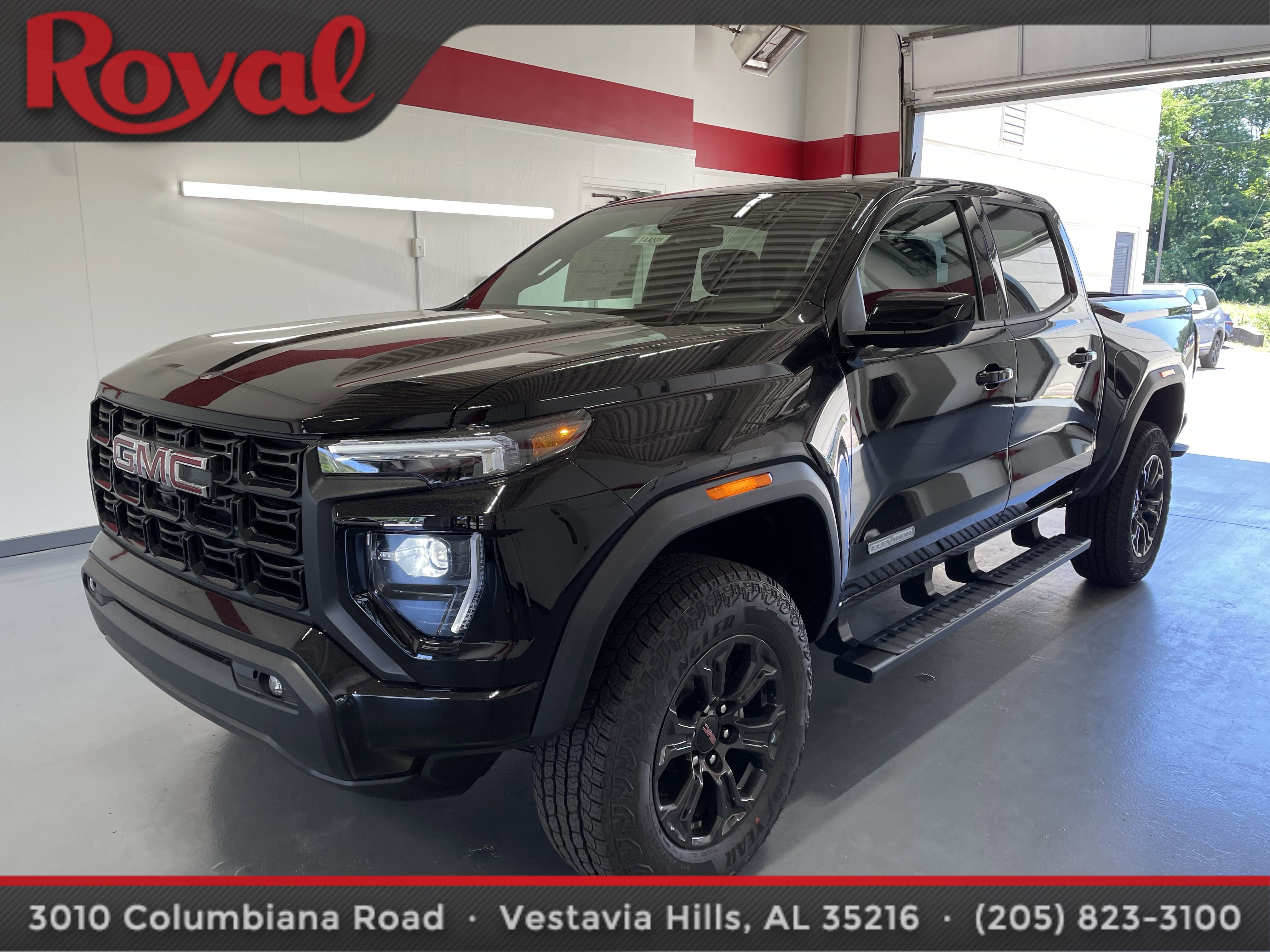 New 2025 GMC Canyon Elevation w/ Convenience Package
