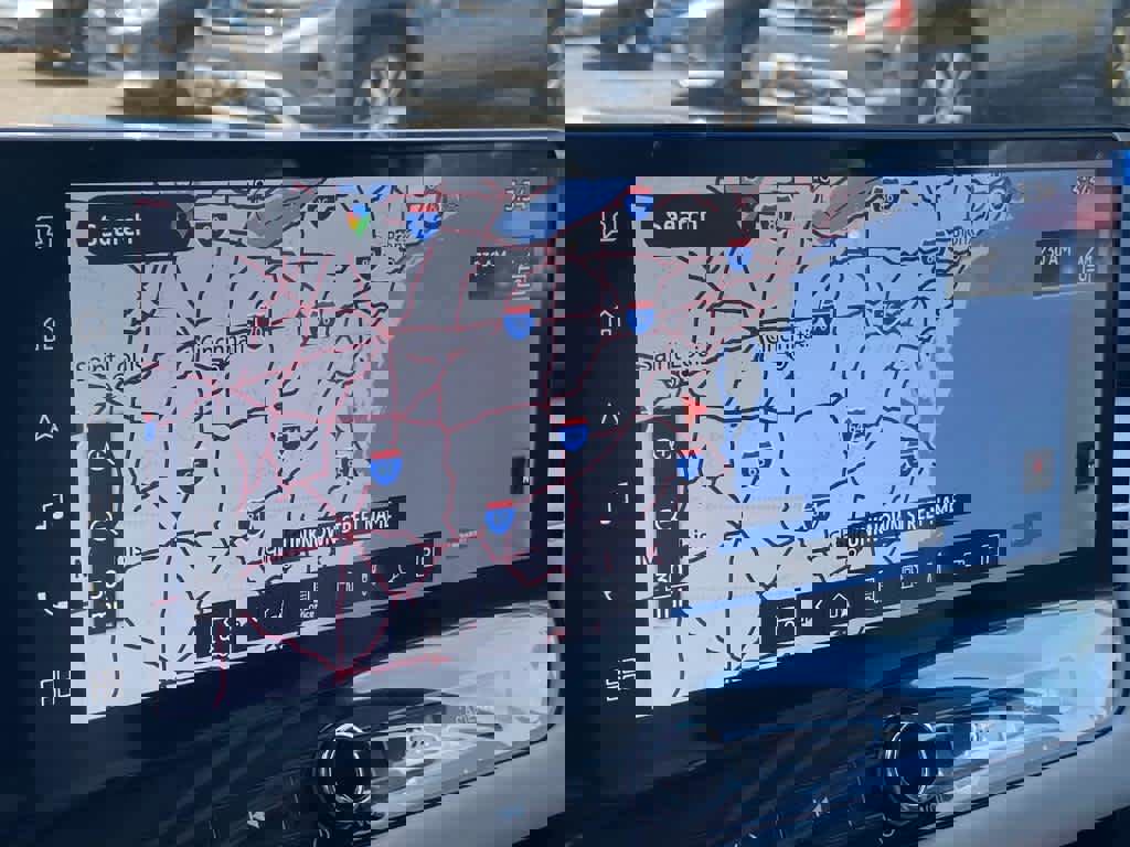 New 2025 Mitsubishi Outlander SE image 8