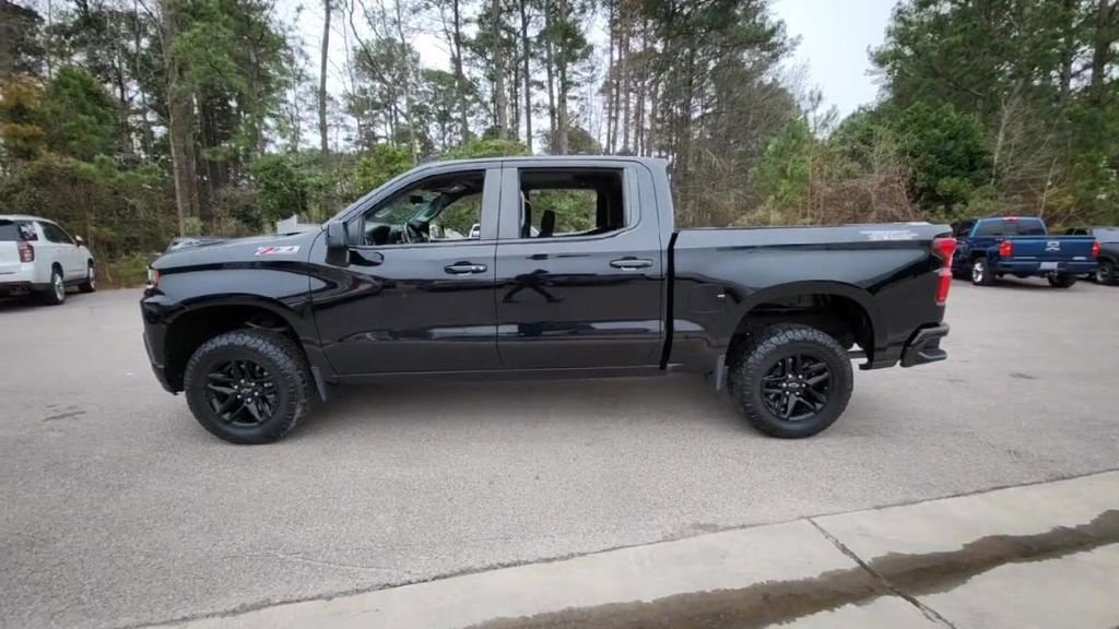 Certified 2021 Chevrolet Silverado 1500 LT Trail Boss w/ Convenience Package II image 10