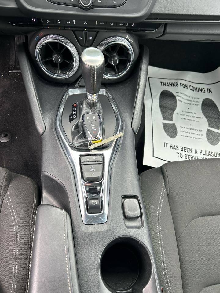 Used 2020 Chevrolet Camaro LT image 22