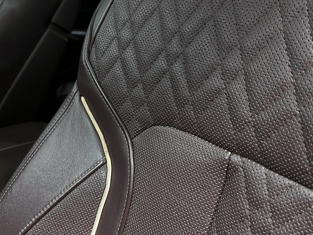 Used 2019 BMW M550i xDrive image 19