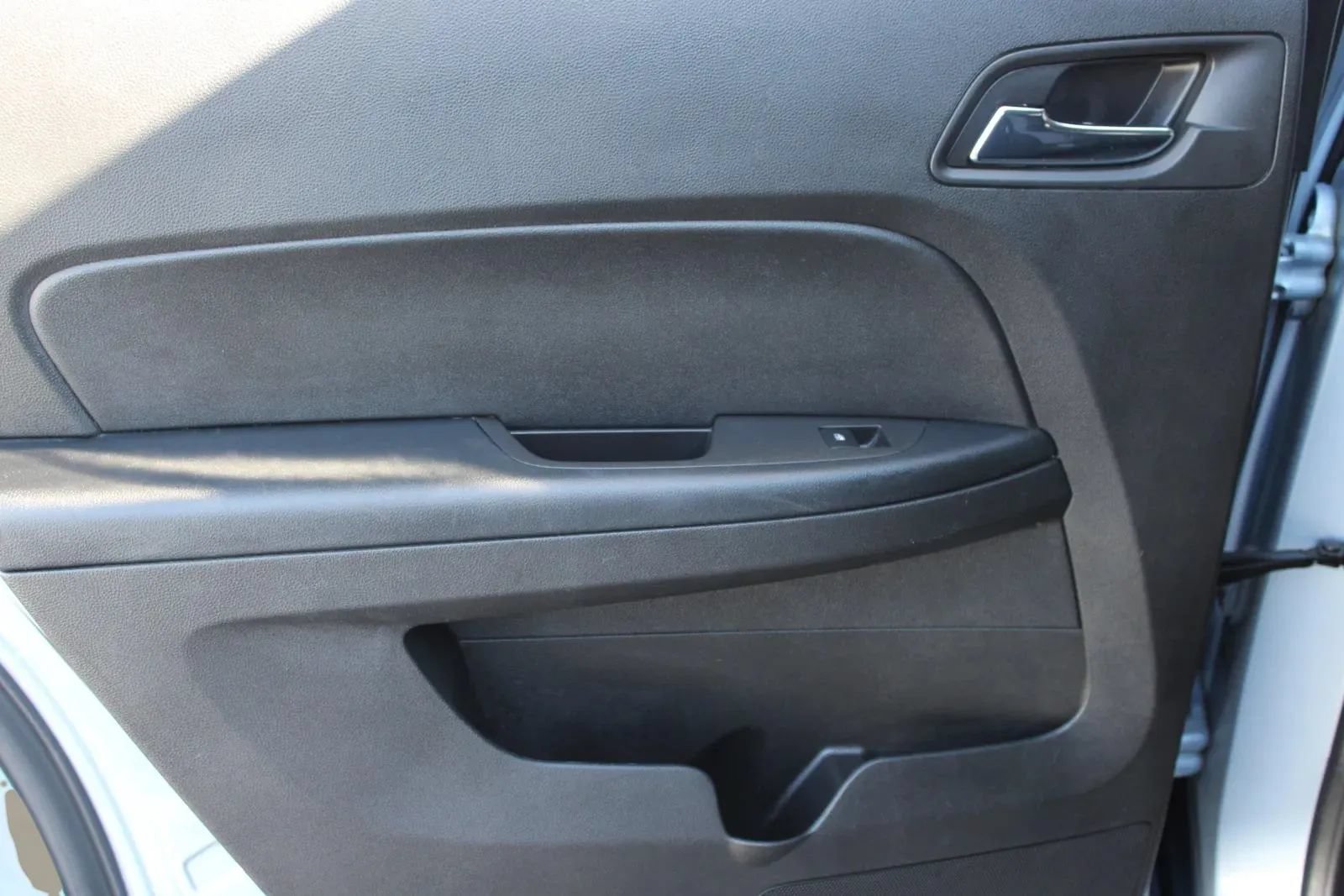 Used 2015 Chevrolet Equinox LT AWD/4WD image 25