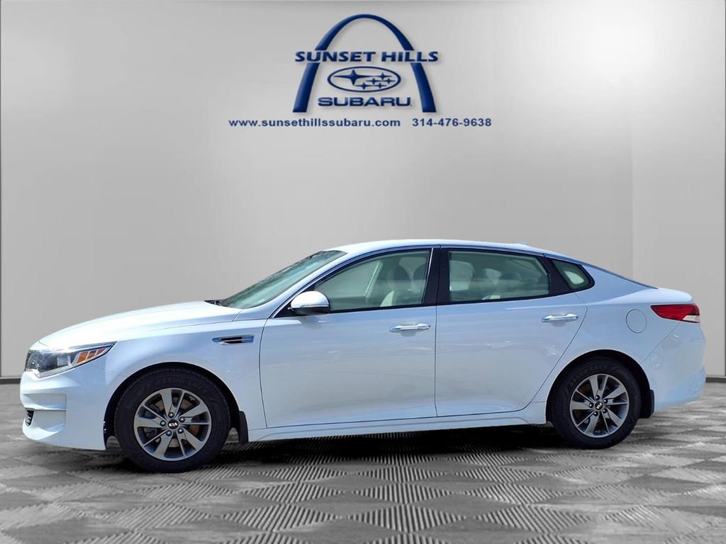 Used 2017 Kia Optima LX image 27
