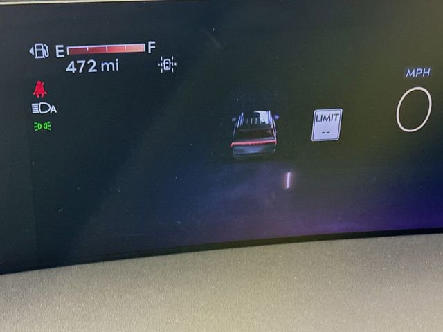 New 2025 Lincoln Navigator Reserve AWD/4WD image 12