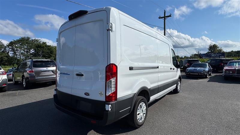 Used 2023 Ford E-Transit Medium Roof RWD image 23