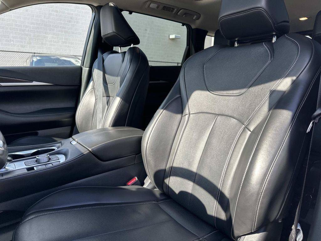 Used 2025 INFINITI QX60 Sensory w/ Vision Package AWD/4WD image 30