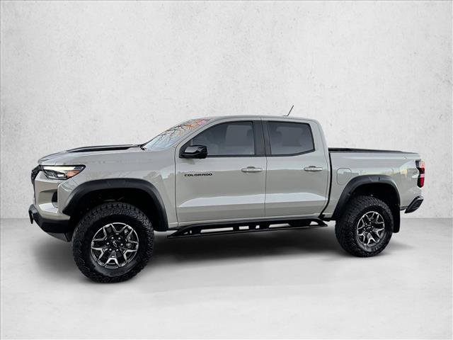 Used 2023 Chevrolet Colorado ZR2 w/ ZR2 Convenience Package III AWD/4WD image 4