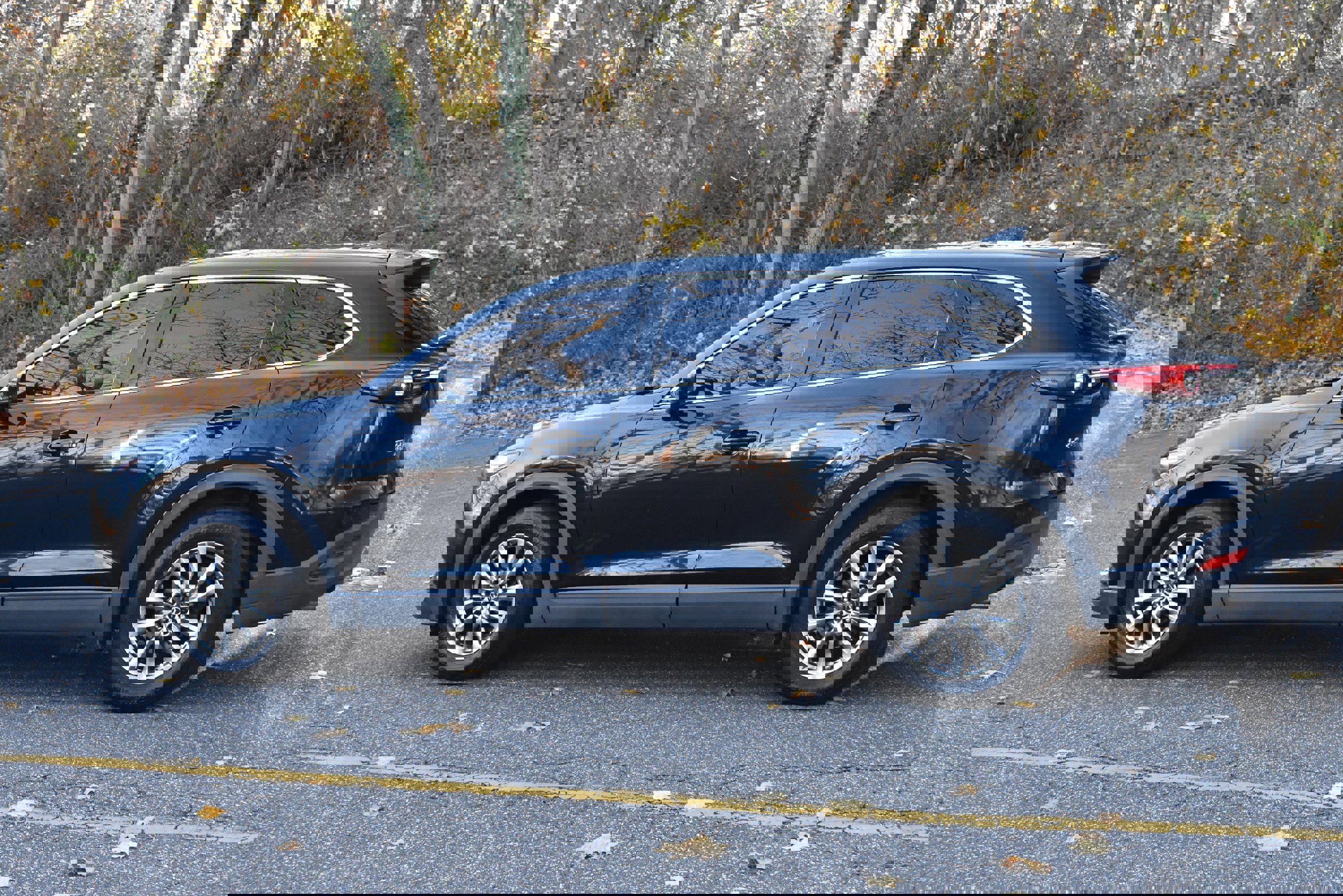 Used 2018 MAZDA CX-9 Touring w/ Touring Premium Package image 5
